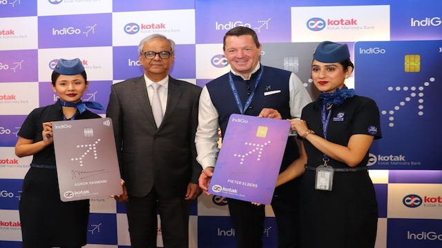 Kotak IndiGo 6E Rewards XL Credit CardDesigned for IndiGo flyers, this card provides 6% rewards on airline spends and 8 complimentary domestic lounge visits annually. It comes with an annual fee of ₹1,500. Kotak IndiGo 6E Rewards XL Credit CardDesigned for IndiGo flyers, this card provides 6% rewards on airline spends and 8 complimentary domestic lounge visits annually. It comes with an annual fee of ₹1,500.