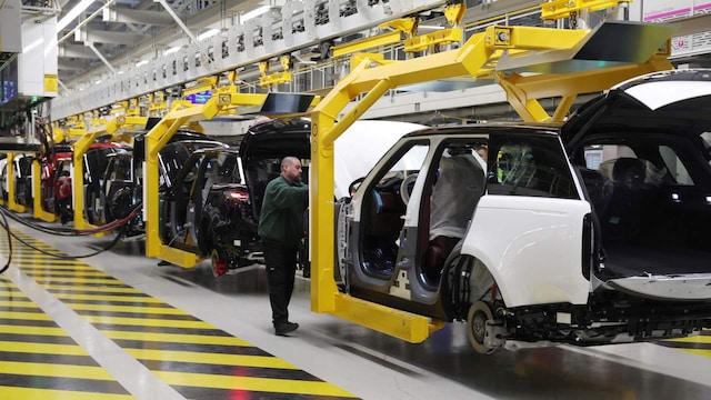 At a time when employment opportunities are shrinking across the globe, having more than a million employees on the payroll is no small feat. India's largest conglomerate, the Tata Group, reported a total headcount of 1.15 million at the end of March 2025, with Tata Consultancy Services (TCS) alone accounting for about 53% of the group's total workforce. At a time when employment opportunities are shrinking across the globe, having more than a million employees on the payroll is no small feat. India's largest conglomerate, the Tata Group, reported a total headcount of 1.15 million at the end of March 2025, with Tata Consultancy Services (TCS) alone accounting for about 53% of the group's total workforce.