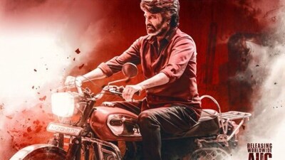 Rajinikanth mania grips fans: Dhol beats, flower showers as Coolie hits screens today - CNBC TV18