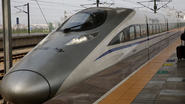 No 2. Train name: CR Harmony | Country: China | Top speed: 350 km per hour | The Harmony train series has been operational since 2007 and was developed with international collaboration. Commissioned by China’s Ministry of Railways, it laid the foundation for the next generation of trains, inspiring the Fuxing series. No 2. Train name: CR Harmony | Country: China | Top speed: 350 km per hour | The Harmony train series has been operational since 2007 and was developed with international collaboration. Commissioned by China’s Ministry of Railways, it laid the foundation for the next generation of trains, inspiring the Fuxing series.