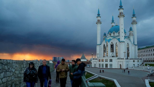 4. Kazan | Kazan, the capital of Tatarstan, is a cultural gem where Russian and Tatar influences harmoniously coexist. Its skyline features the impressive Kazan Kremlin, a UNESCO World Heritage Site, along with mosques and Orthodox churches side by side. Known for its cleanliness and safety, Kazan welcomes tourists with warm hospitality and a rich culinary scene. 4. Kazan | Kazan, the capital of Tatarstan, is a cultural gem where Russian and Tatar influences harmoniously coexist. Its skyline features the impressive Kazan Kremlin, a UNESCO World Heritage Site, along with mosques and Orthodox churches side by side. Known for its cleanliness and safety, Kazan welcomes tourists with warm hospitality and a rich culinary scene.