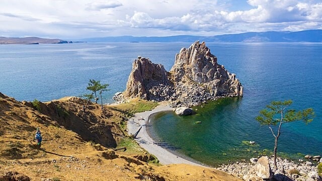 Lake Baikal. (Image Wikimedia Commons) Lake Baikal. (Image Wikimedia Commons)