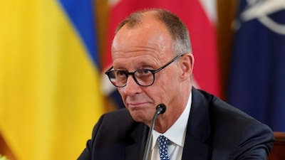 Germany Explores Shared European Nuclear Umbrella Amid US Tensions