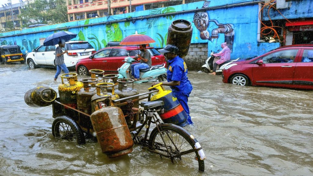 mumbai-rains-2025-08-