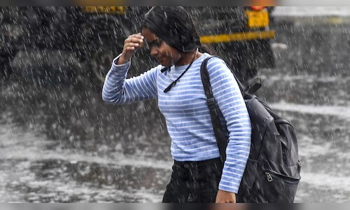 Mumbai Braces for Heavy Rainfall and Gusty Winds on Sunday