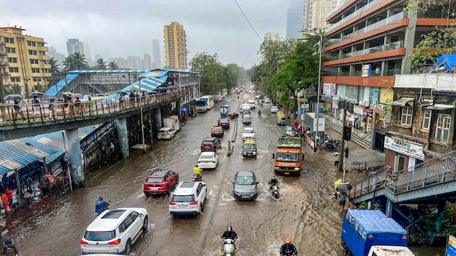 Watch | Waterlogging, traffic snarls and train delays hit Mumbai amid ...