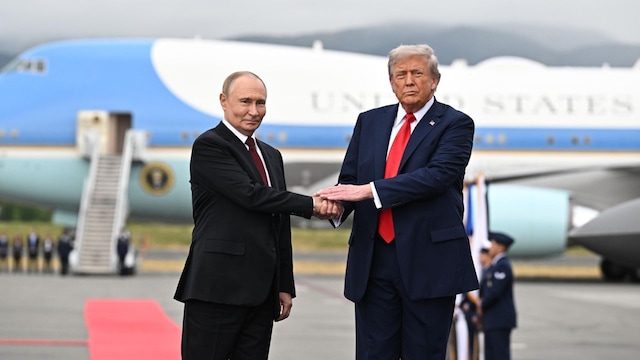 India welcomes Putin-Trump summit on Ukraine conflict; pitches for early return of peace India welcomes Putin-Trump summit on Ukraine conflict; pitches for early return of peace