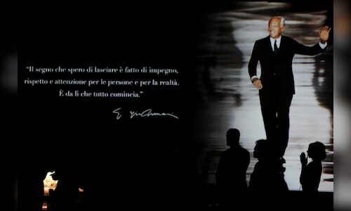 Thousands Mourn Fashion Icon Giorgio Armani in Milan