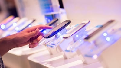 Smartphones and Home Renovation Lead Big-Ticket Buys | When it comes to major spends, 44% of households are eyeing smartphones and consumer electronics, while an equal 44% plan to invest in home renovation. White goods like refrigerators and air conditioners follow at 29%. (Image: Canva)