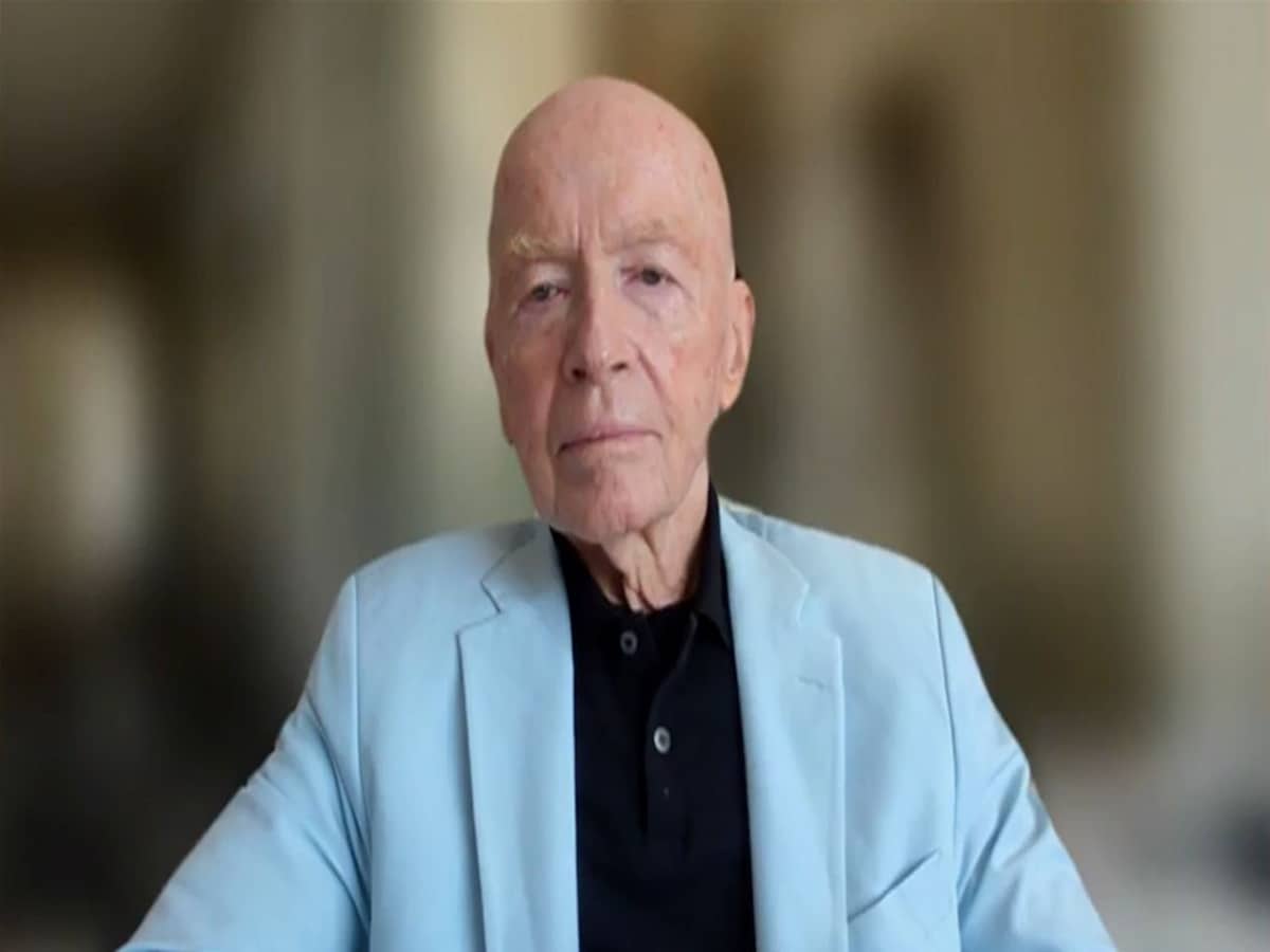 Central bank digital currencies will change how money works, says Mark  Mobius
