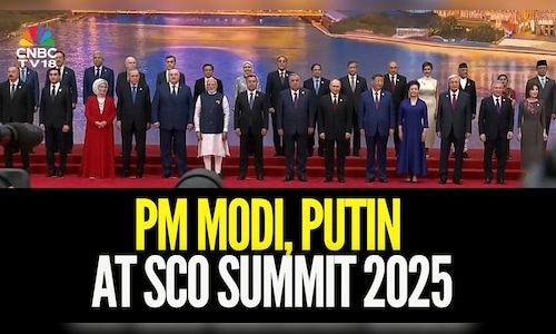 Top Stories | Modi-Xi-Putin bonhomie at SCO, Pahalgam attack condemned, Maratha protests in Mumbai, and more