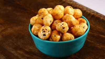 3. Makhana (Roasted Fox Nuts) | Low in calories and packed with antioxidants and magnesium, makhana is light, easy to digest, and heart-friendly. (Image: Canva)