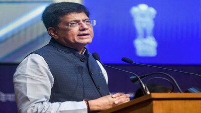 <b>Piyush Goyal – A Fatherly Gesture</b>
Union Minister for Commerce and Industry, Consumer Affairs, Food and Public Distribution Piyush Goyal recounted how, when he faced throat problems, Modi arranged for a yoga expert to assist him. Goyal said: "Modiji took care of me like a father." He described this as an act that went beyond formal responsibility and spoke to Modi's personal attention and care.