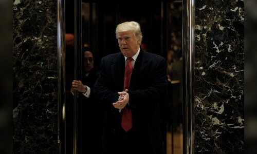 Trump Threatens Firing Bessent Over Powell's 'Mental Problems'