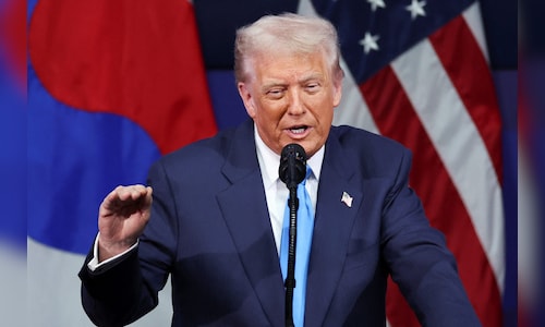 Trump's veiled message for the US Fed from Korea