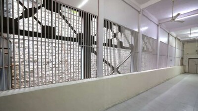 5. Daily Exercise | A long walking area outside the gym allows Choksi to exercise daily, ensuring physical activity is not restricted during his stay.