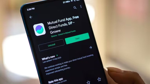 groww share price, ceigall india share price, pine labs share price, unicommerce esolutions share price, emvee photovoltaic power share price, physicswallah share price, jsw cement share price, shareholder lock in, shareholder lock in ends, ipo prices, ipo, issue, issue price, 