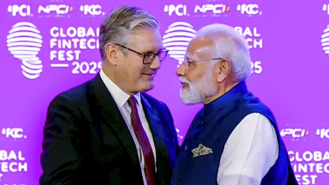 PM Modi, Keir Starmer discuss maritime security, India-UK military ...
