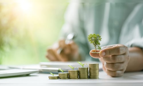 India’s retirement preparedness up 9% in three years, but savings gap persists: Axis Max Life Insurance