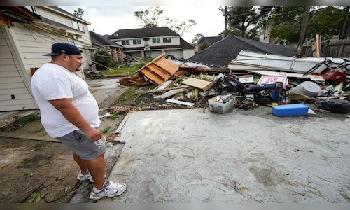 Tornado Damages Over 100 Homes in Houston Suburb
