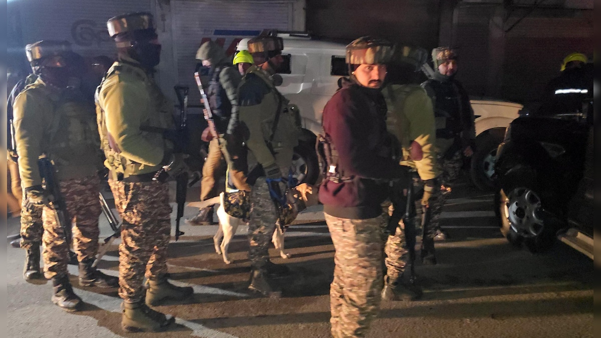 Delhi on high alert over possible terror threat, security upped across ...