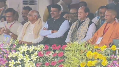 **EDS: THIRD PARTY IMAGE** In this screengrab from a video posted on Nov. 20, 2025, Uttar Pradesh Chief Minister Yogi Adityanath, Nagaland Chief Minister Neiphiu Rio, Maharashtra Chief Minister Devendra Fadnavis and other dignitaries during the swearing-in ceremony of NDA government, at Gandhi Maidan in Patna. (@Jduonline via PTI Photo)(PTI11_20_2025_000052B) *** Local Caption ***