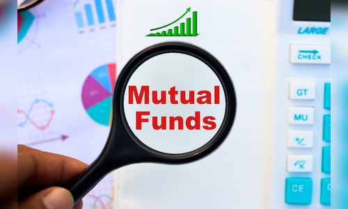 How many mutual funds are enough for a diversified portfolio