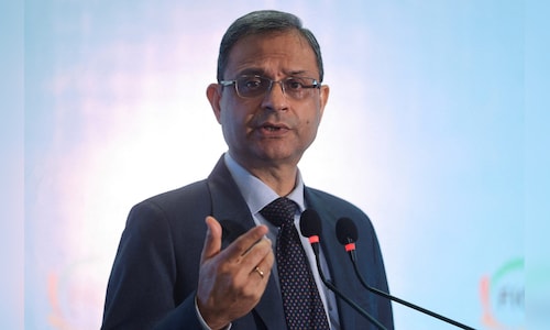 India’s forex reserves jump $8.66 Bn to record $725.7 Bn