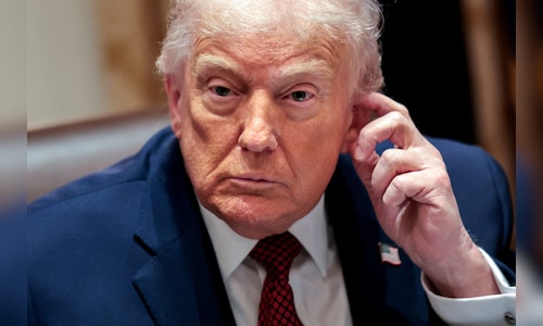 Trump housing finance chief OKs more mortgage spending and adds risk for government