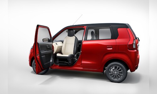 Maruti Suzuki Launches WagonR Swivel Seat for Accessibility