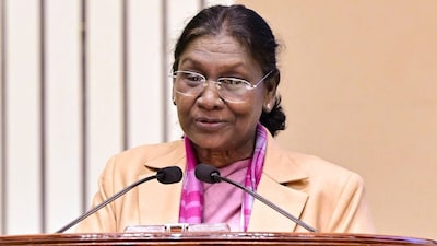 **EDS: THIRD PARTY IMAGE** In this image posted on Dec. 26, 2025, President Droupadi Murmu addresses a gathering during a ceremony to confer the 'Pradhan Mantri Rashtriya Bal Puraskar' on the occasion of 'Veer Bal Diwas', in New Delhi. (@rashtrapatibhvn/X via PTI Photo)(PTI12_26_2025_000083B)