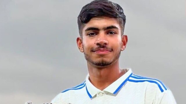 ನಾನು ಮಲ್ಹೋತ್ರನನ್ನು ದ್ವೇಷಿಸುತ್ತೇನೆ./ಇಮೇಜ್ ಫೇಸ್‌ಬುಕ್