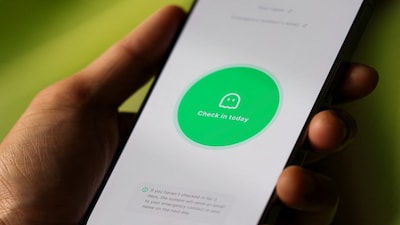 China's Viral 'Are You Dead Yet?' App Resonates with Gen Z