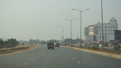Madras–Calcutta Road  - east-coast connectivity: The British laid the Madras–Calcutta Road to connect the two major presidencies on India’s east coast, promoting military cohesion and resource movement. Today, much of this route continues to serve as vital state and national highways linking southern and eastern regions of India.