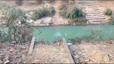 A bridge, weighing over 10 tonnes, was stolen overnight in Korba. Police have seized a vehicle used for transportation and recovered approximately 7 tonnes of stolen steel ./Image X