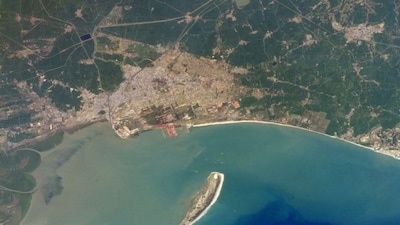 Hope Island spaceport-/Image X