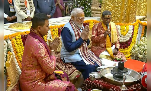 PM Modi Honors Somnath Temple Defenders
