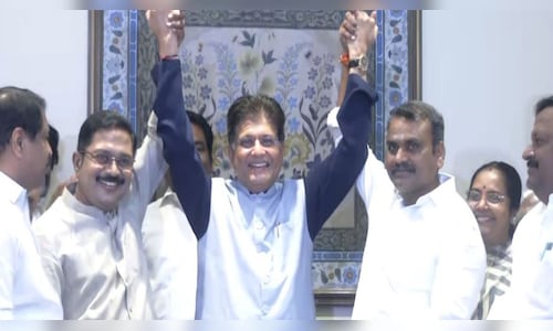 Tamil Nadu Elections 2026: AMMK rejoins NDA, TTV Dhinakaran meets Piyush Goyal