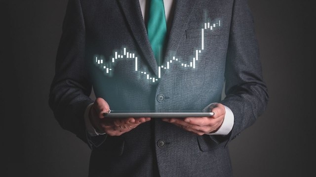 New SIP registrations fall to 12-month low as closures outpace additions for second straight month