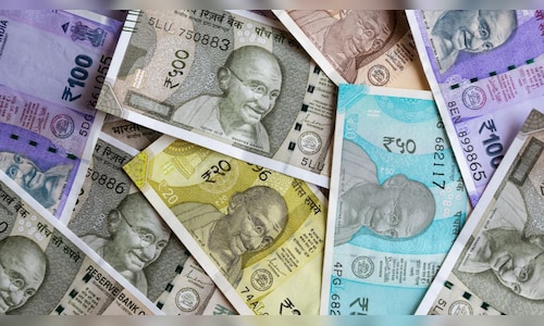 India central bank caps lenders' net rupee FX positions at $100 million