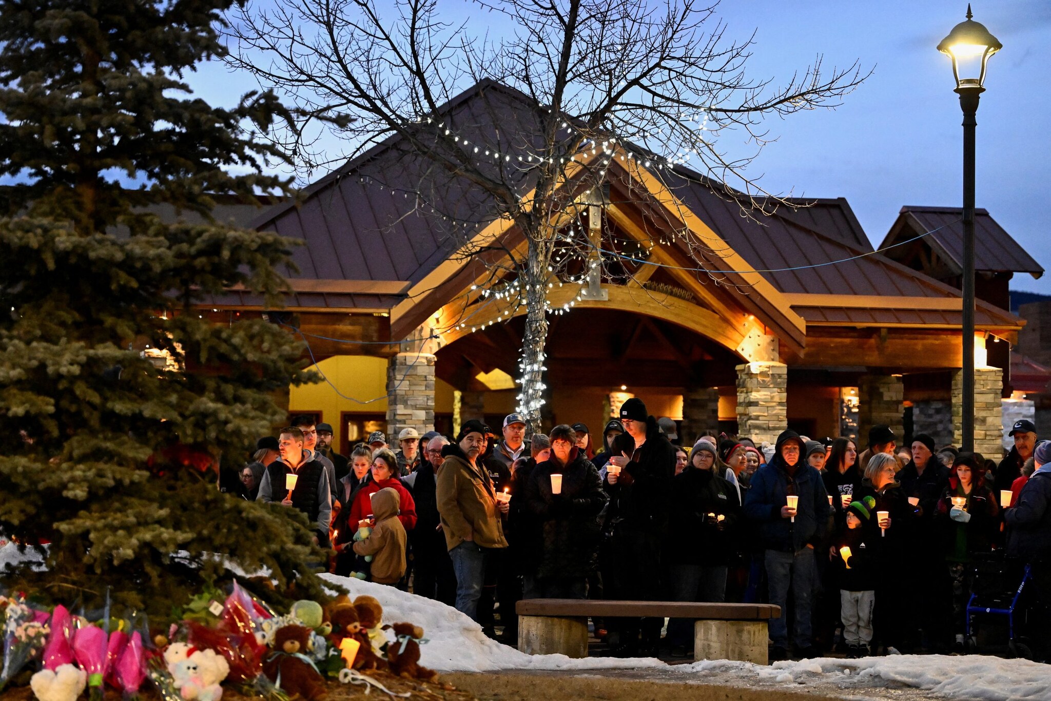 https://images.cnbctv18.com/uploads/2026/02/2026-02-12t015343z-1-lynxmpem1b03n-rtroptp-4-canada-shooting-2026-02-88297364eca3bb922e201bc5b1681855-scaled.jpg