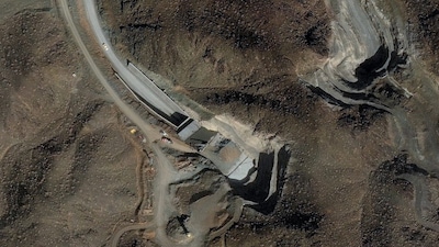 A satellite image shows ongoing efforts to harden and strengthen a facility's two tunnel entrances at a complex near Nantanz, Iran, February 10, 2026. Vantor/Handout via REUTERS    
NO RESALES. NO ARCHIVES. MANDATORY CREDIT THIS IMAGE HAS BEEN SUPPLIED BY A THIRD PARTY
DO NOT OBSCURE LOGO.