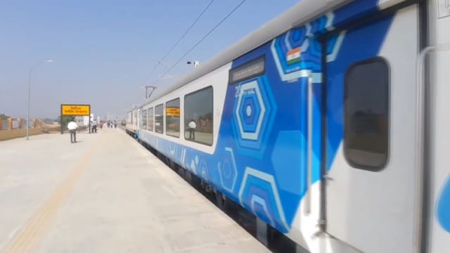 Ahmedabad Kevadi Jan Shatabdhi Express.(Image YouTube)