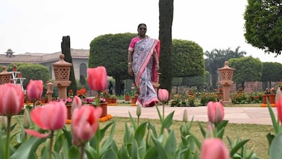 President Droupadi Murmu on Sunday opened the Winter Annuals Edition 2026 of Amrit Udyan at Rashtrapati Bhavan./Image X