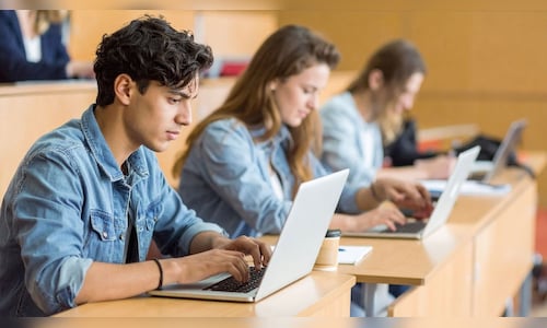 Top 10 BBA colleges: Here's how much it costs for a graduate course in India