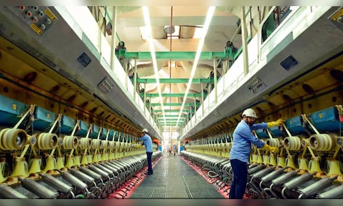 Grasim Industries Q3 net profit surges 27% on strong revenue, EBITDA growth