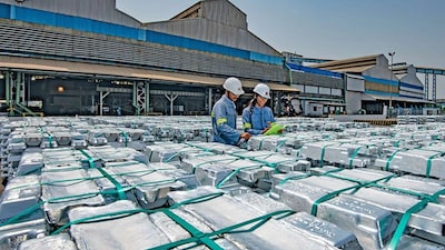 अमेरिकी शटडाउन से Hindalco के 125 मिलियन डॉलर के AluChem सौदे की CFIUS समीक्षा में देरी.