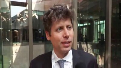 सैम ऑल्टमैन: सुपरइंटेलिजेंस जल्द ही सीईओ और वैज्ञानिकों को पीछे छोड़ देगी.