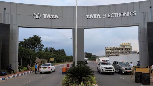 Tata Electronics signs MoU with ASML for semiconductor manufacturing in ...