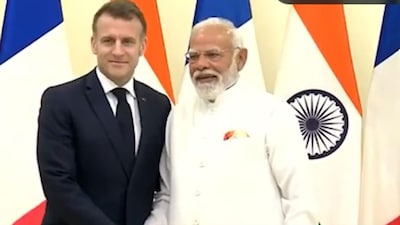 भारत, फ्रांस ने संबंधों को 'विशेष वैश्विक रणनीतिक साझेदारी' तक बढ़ाया.